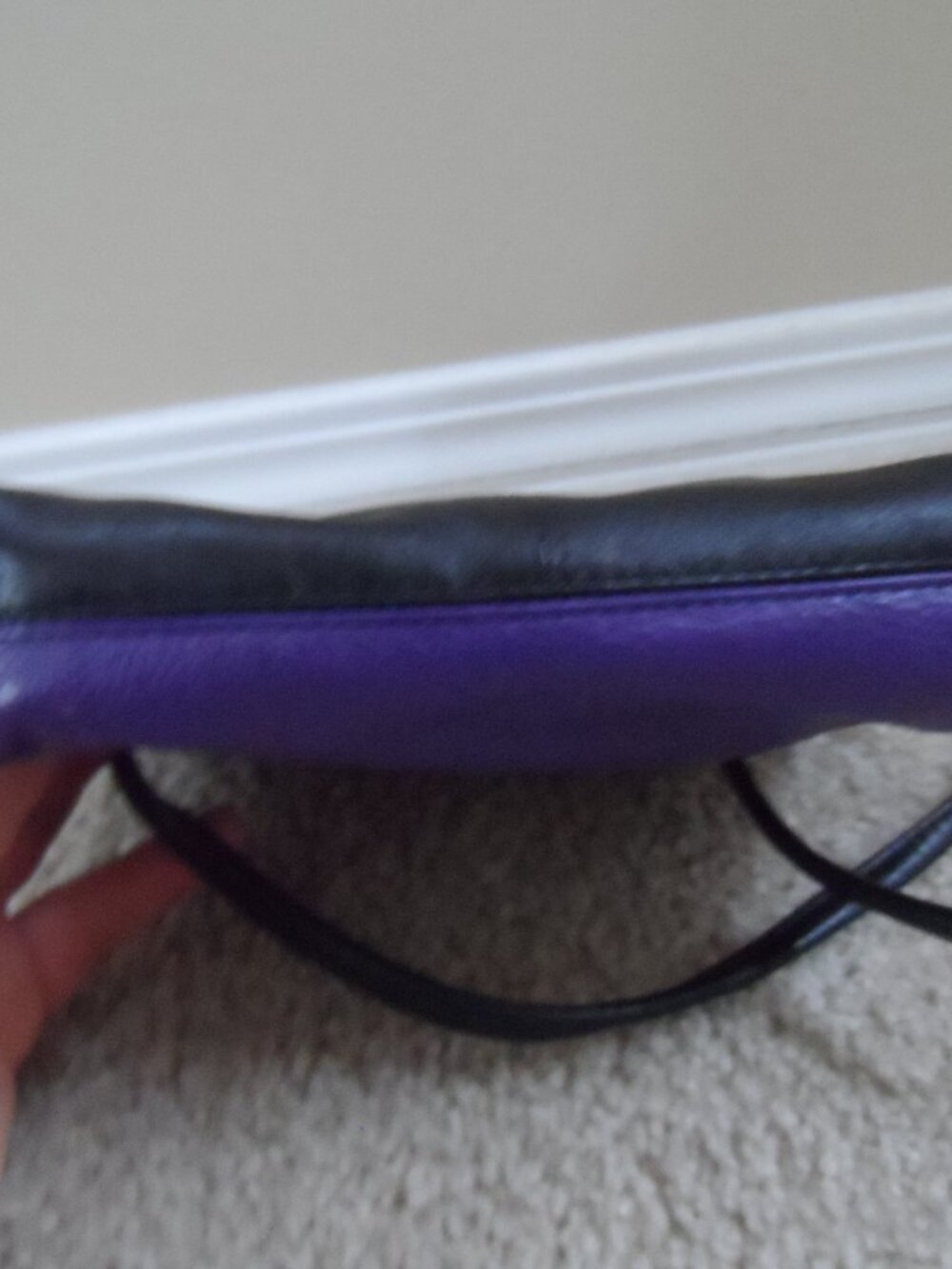 ili New York Multi Coloured Genuine Leather Crossbody - Picture 8 of 9